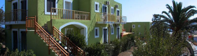 Perla Hotel Agia Pelagia  Esterno foto
